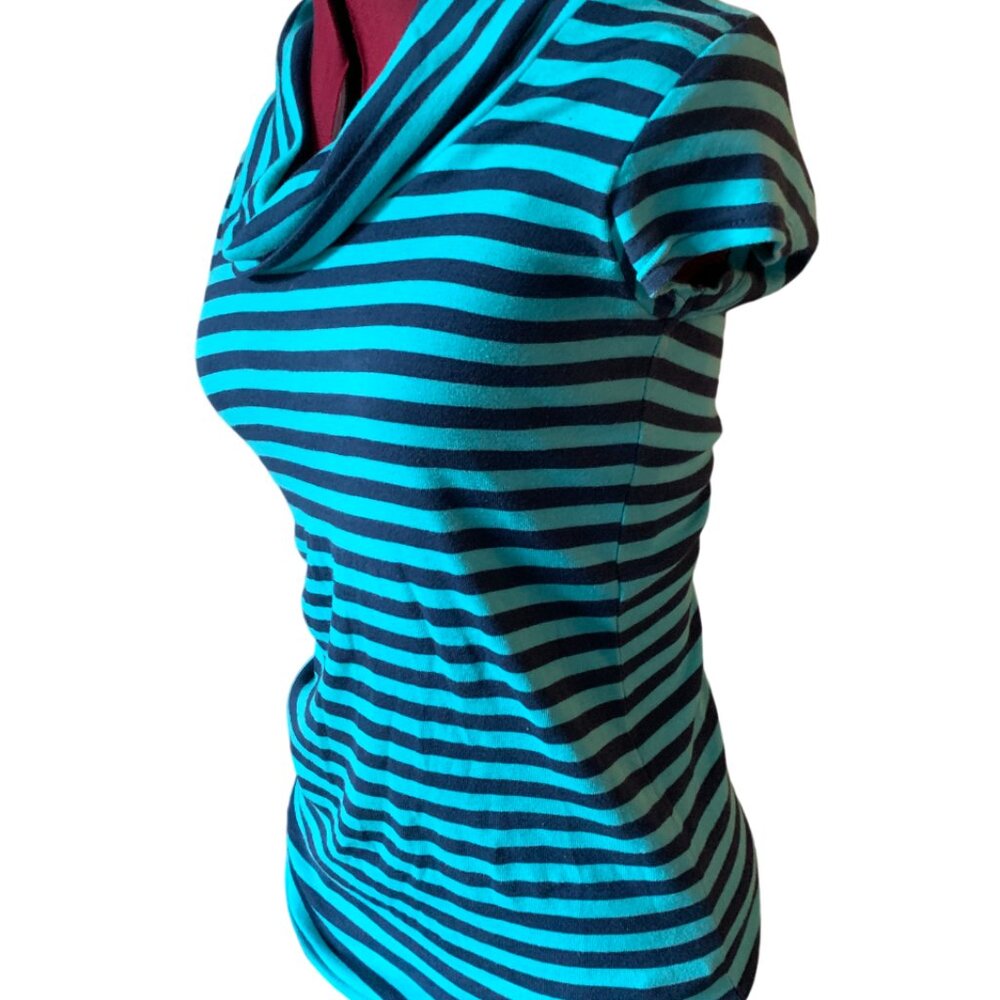 RAZZLE DAZZLE - large turtleneck short sleeves long shirt - Aqua stripes medium